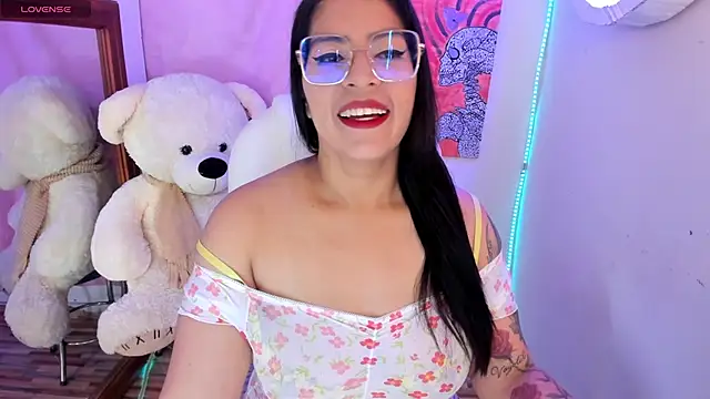 Irene Grey20 online show from 03-06-25, 04:41