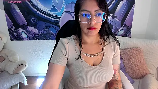 Irene Grey20 online show from 09-30-25, 01:44