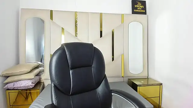 IsabellRodriguez18 online show from 02-04-26, 04:29