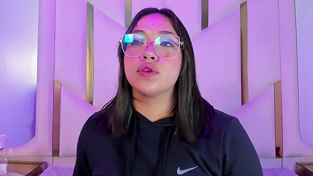 IsabellRodriguez18 online show from 04-16-26, 03:40