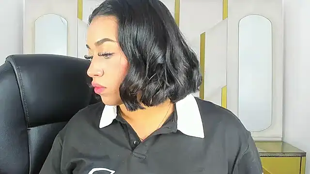 IsabellRodriguez18 online show from 11-26-25, 04:56