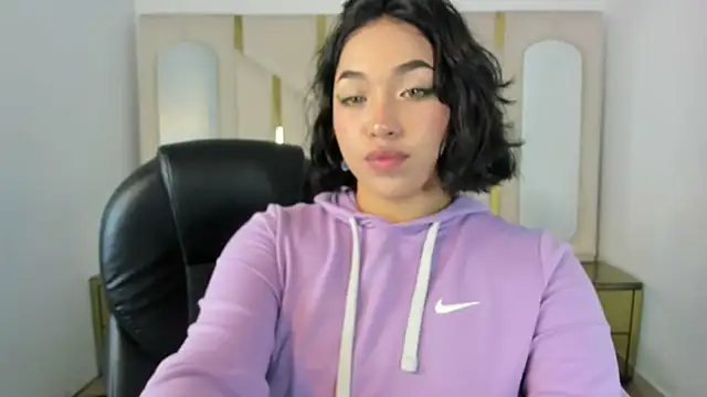 Snapshot of IsabellRodriguez18 chatting on 10-23-25, 03:38 IsabellRodriguez18 online show from 10-23-25, 03:38