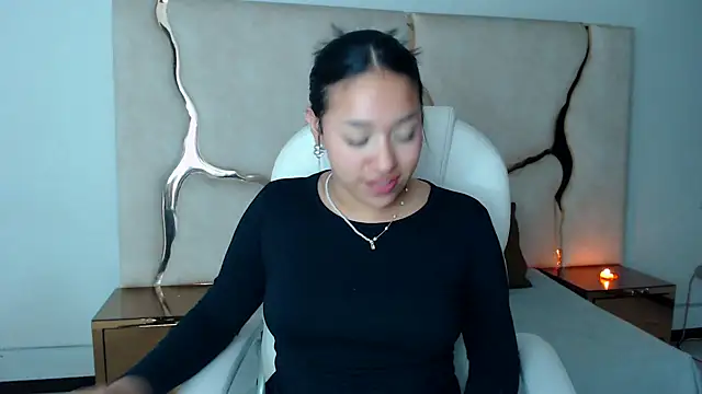 Snapshot of IsabellRodriguez18 chatting on 02-27-25, 07:41 IsabellRodriguez18 online show from 02-27-25, 07:41