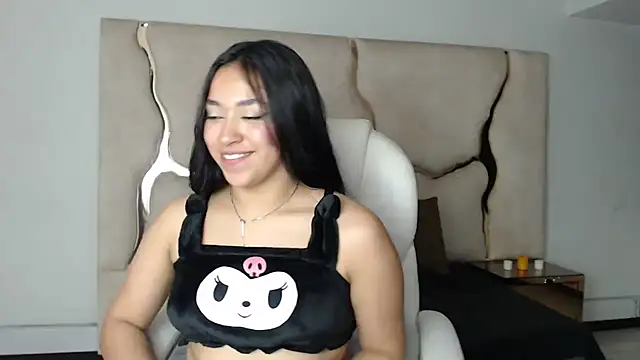 Snapshot of IsabellRodriguez18 chatting on 02-23-25, 04:39 IsabellRodriguez18 online show from 02-23-25, 04:39