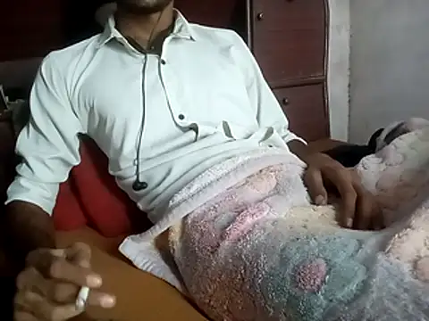 IamRentedBoybfriend online show from 11-17-25, 04:11