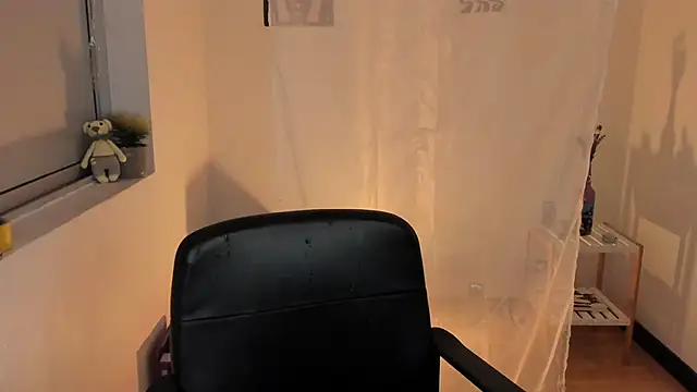 Snapshot of nala-saphir chatting on 02-02-26, 05:39 nala-saphir online show from 02-02-26, 05:39