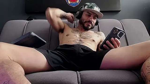 callme douglas online show from 10-09-25, 02:39