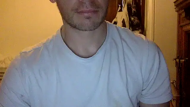 Snapshot of nevermind298079 chatting on 02-20-25, 08:36 nevermind298079 online show from 02-20-25, 08:36