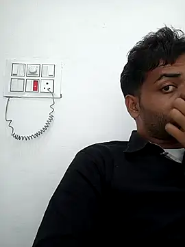 playboyz77 online show from 09-20-25, 03:55