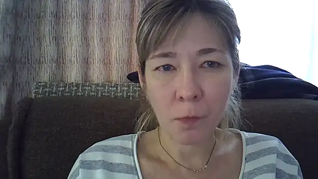 EllaJohnsonX online show from 01-12-25, 11:28