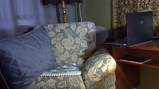 EllaJohnsonX online show from 04-09-26, 11:05