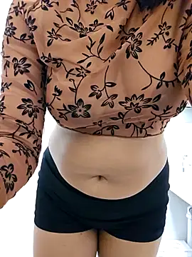 lizzzziee online show from 01-19-25, 07:15