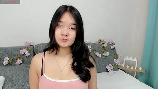 Maekko online show from 12-04-25, 05:17