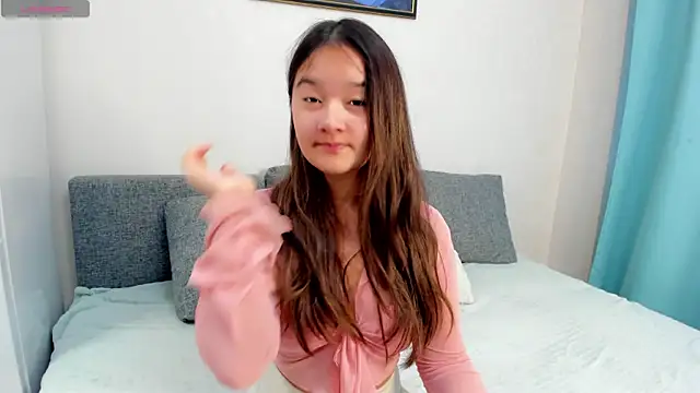 Maekko online show from 09-18-25, 02:25