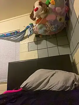 kayNkris online show from 04-16-26, 01:01