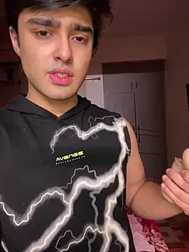 sunny49477 online show from 10-19-25, 01:14