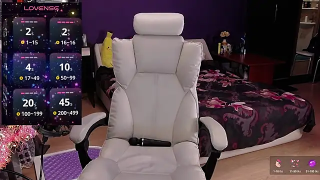  britney white  online show from 12-04-25, 06:29