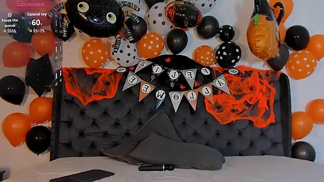 two milkyway online show from 10-15-25, 12:57