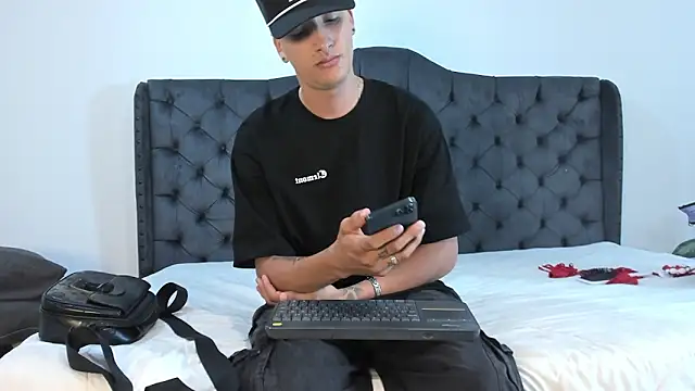 two milkyway online show from 09-23-25, 12:23