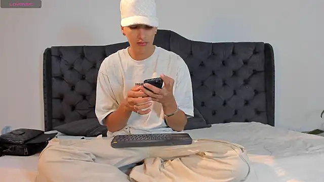 two milkyway online show from 10-02-25, 12:08