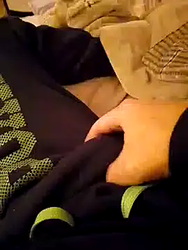 Snapshot of MaxiFabry chatting on 02-03-25, 10:11 MaxiFabry online show from 02-03-25, 10:11