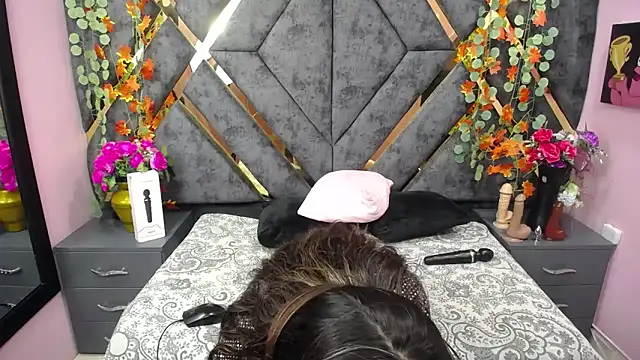 alison deep online show from 10-31-25, 01:35