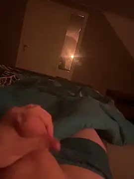 Dutch pussy lover online show from 01-09-25, 12:35