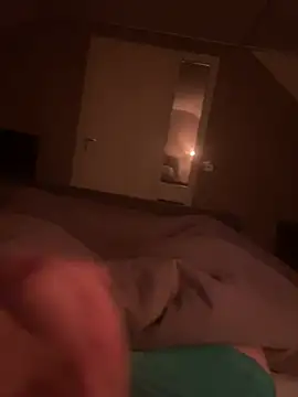 Dutch pussy lover online show from 01-19-25, 06:00