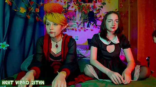 TrickyKitsune online show from 10-23-25, 03:54