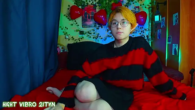 TrickyKitsune online show from 02-26-26, 03:34