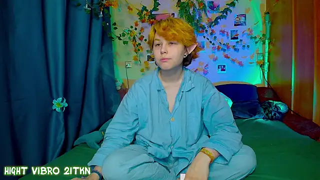 TrickyKitsune online show from 10-15-25, 10:45