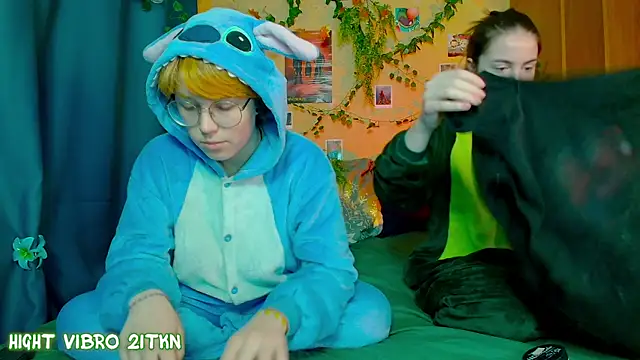 TrickyKitsune online show from 09-27-25, 09:59