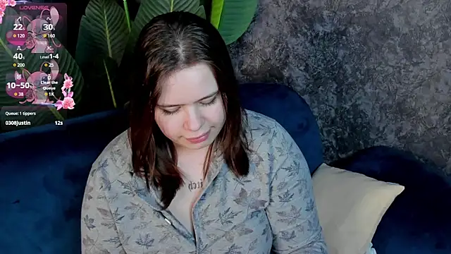 EricaElliott online show from 11-15-25, 01:15