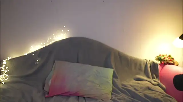 Magnetic Amy online show from 12-05-25, 08:13