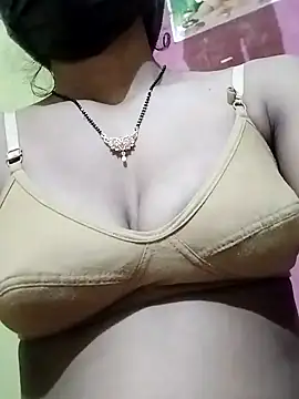 Coupleshow47 online show from 02-04-25, 10:24