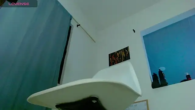 Snapshot of Maam_Ine chatting on 04-28-26, 02:27 Maam Ine online show from 04-28-26, 02:27