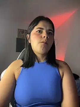 Snapshot of pretty_angela1 chatting on 02-08-26, 04:54 pretty angela1 online show from 02-08-26, 04:54