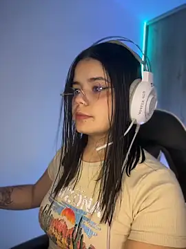 pretty angela1 online show from 04-08-26, 04:14