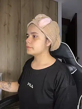 pretty angela1 online show from 12-20-25, 02:14