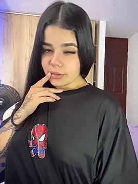 Snapshot of pretty_angela1 chatting on 06-16-26, 04:29 pretty angela1 online show from 06-16-26, 04:29