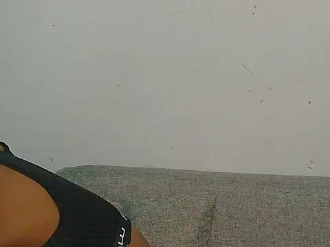 xxSexyTalia28 online show from 10-10-25, 11:44