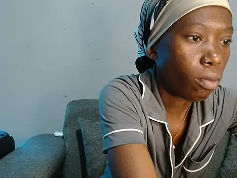 xxSexyTalia28 online show from 10-25-25, 09:52