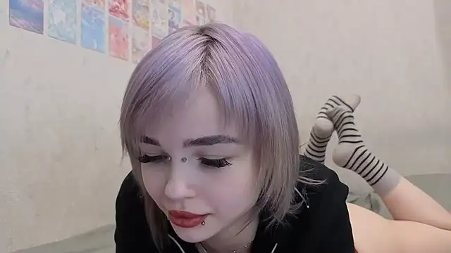 emodreamgirl online show from 05-02-26, 04:01