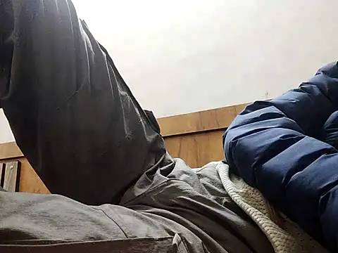 Snapshot of iamharryy chatting on 11-12-25, 05:28 iamharryy online show from 11-12-25, 05:28