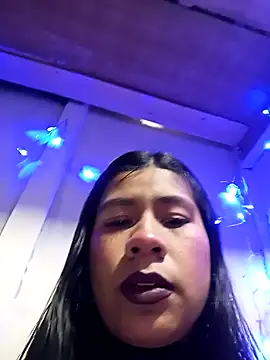 Snapshot of Pamelamilkk_1007 chatting on 01-06-25, 06:14 Pamelamilkk 1007 online show from 01-06-25, 06:14