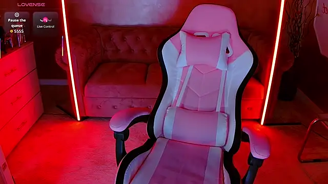 evanew  online show from 12-16-25, 04:44