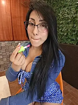 Isabellitasexi38 online show from 05-20-26, 03:36