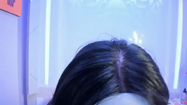 Snapshot of Chloe_Martini chatting on 02-20-26, 06:26 Chloe Martini online show from 02-20-26, 06:26