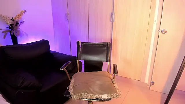 rachaeldeckard   online show from 11-16-25, 04:06