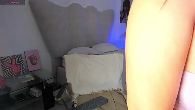 rachaeldeckard   online show from 04-09-26, 10:27